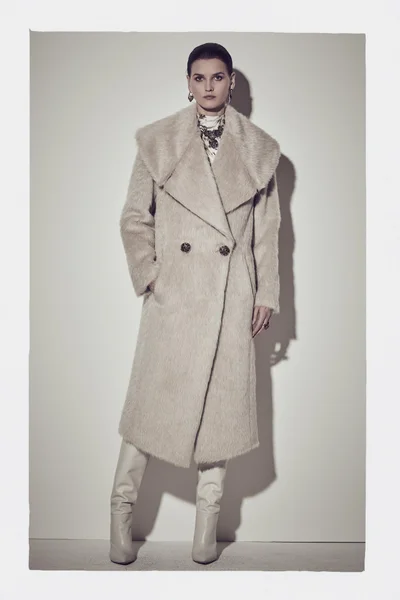 Look 5